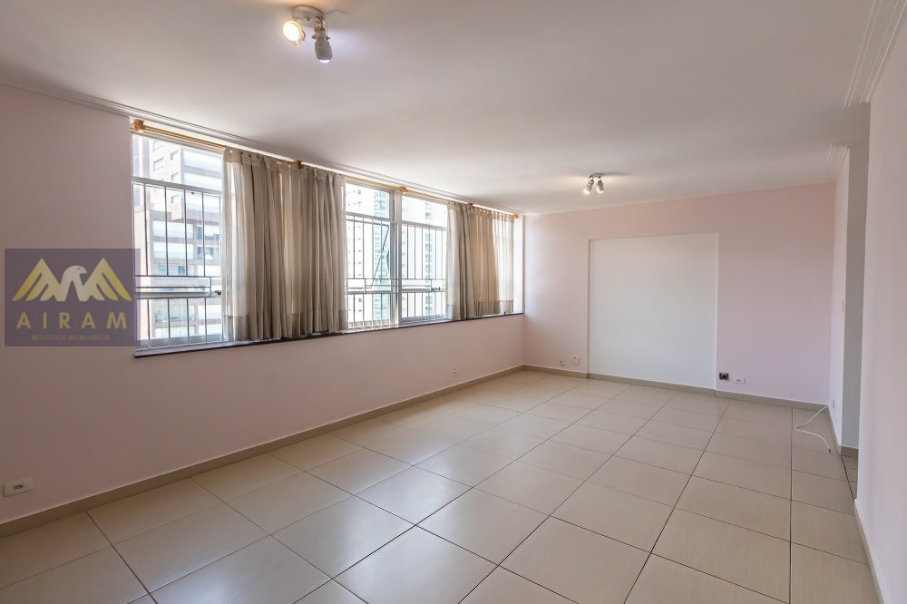 Apartamento à venda  no Itaim Bibi - São Paulo, SP. Imóveis